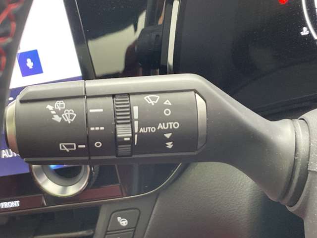 Lexus NX 8
