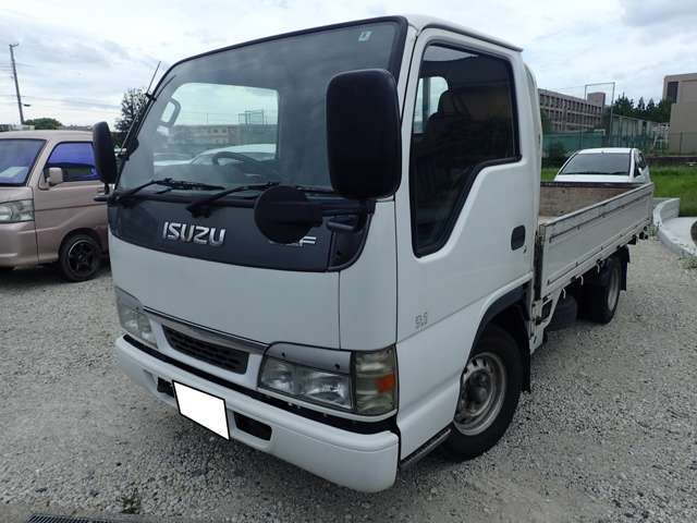 Isuzu Elf 3