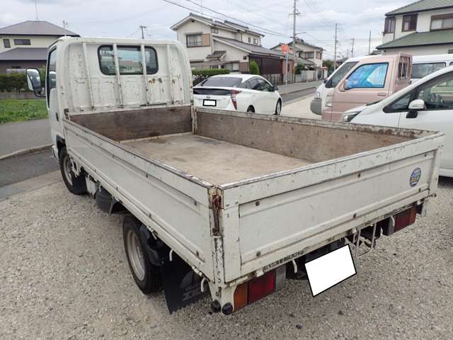 Isuzu Elf 4