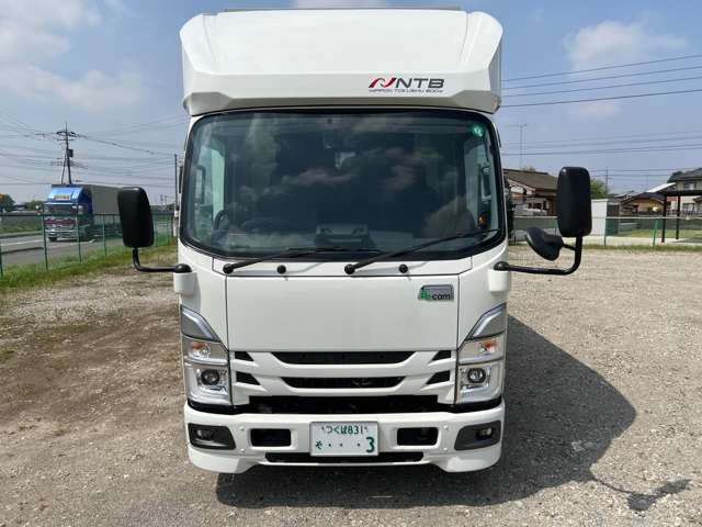Isuzu Elf 2