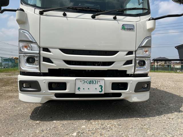 Isuzu Elf 8