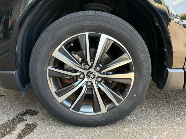 Toyota Harrier 6