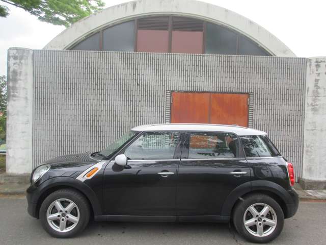 MINI Crossover 5