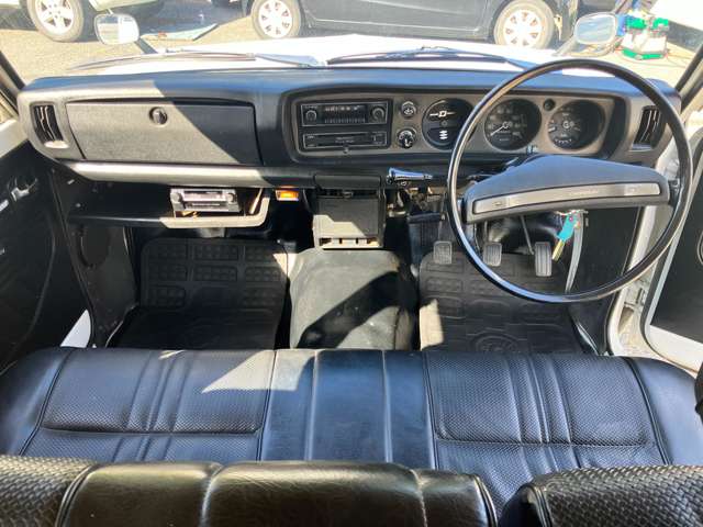 Nissan Datsun 4