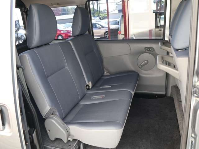 Nissan NV100 Clipper 12
