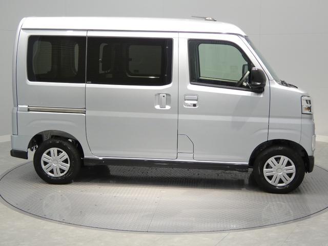 Daihatsu Atrai 4