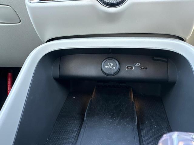 Volvo XC40 11