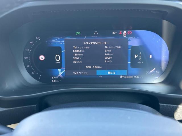 Volvo XC40 8