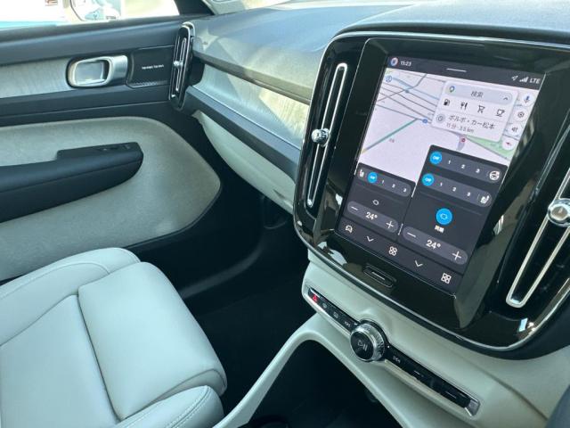 Volvo XC40 9