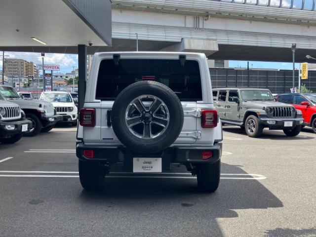 Jeep Wrangler 10