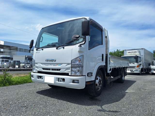 Isuzu Elf 2