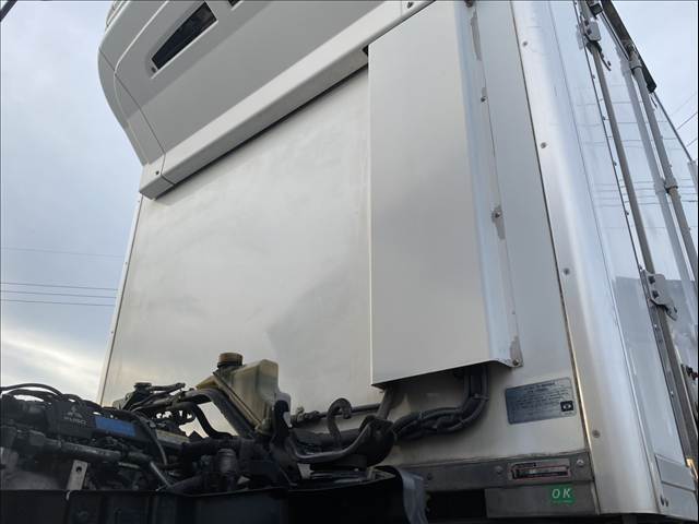Mitsubishi Fuso Canter 12