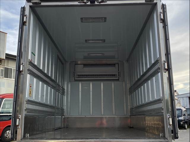 Mitsubishi Fuso Canter 3