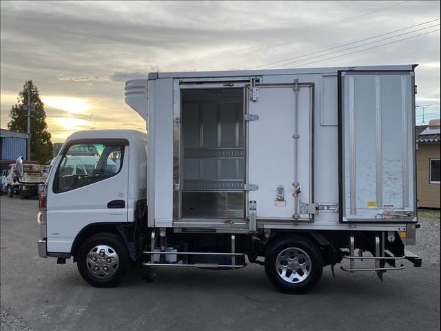 Mitsubishi Fuso Canter 4
