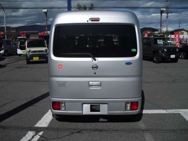 Nissan NV100 Clipper 7