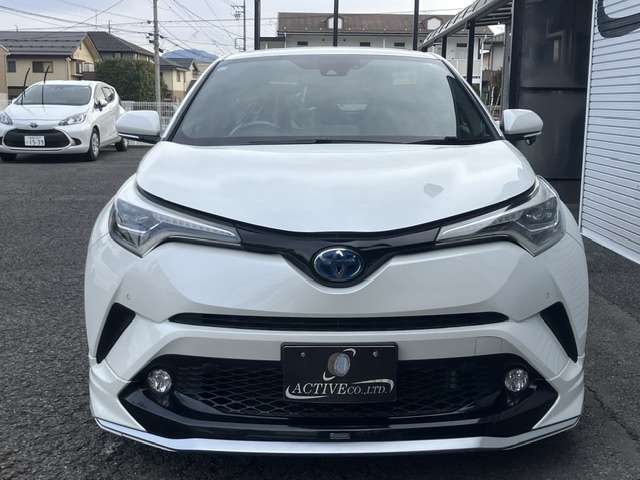 Toyota C-HR 6