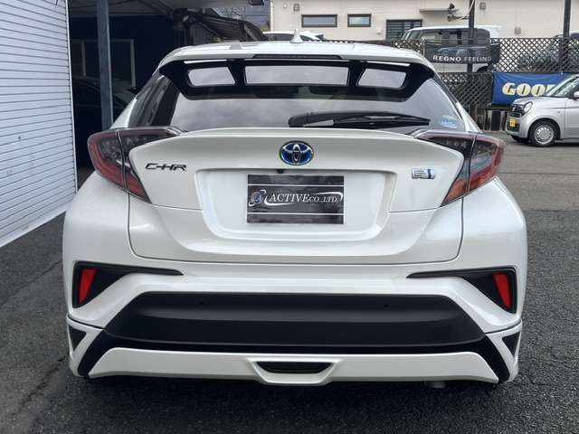 Toyota C-HR 9