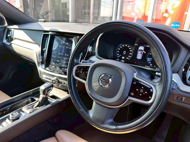 Volvo V60 Cross Country 3