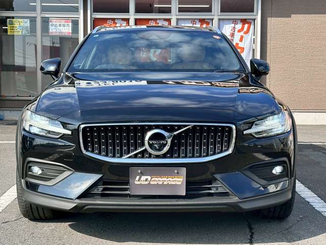 Volvo V60 Cross Country 8