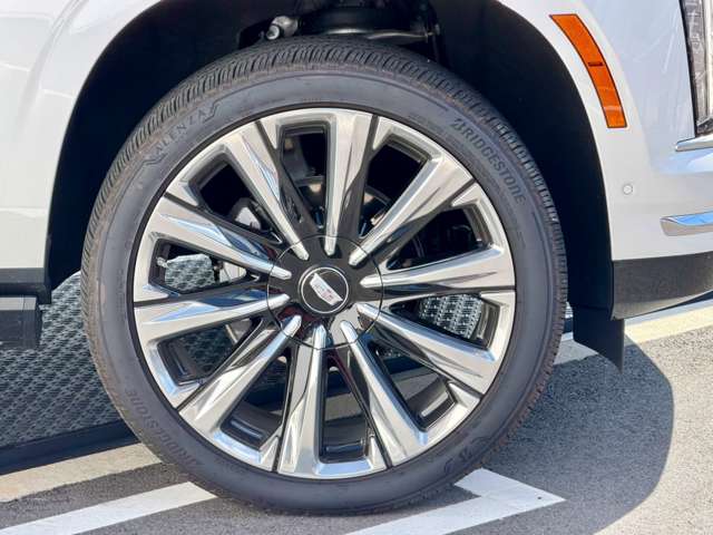 Cadillac エスカレード 4