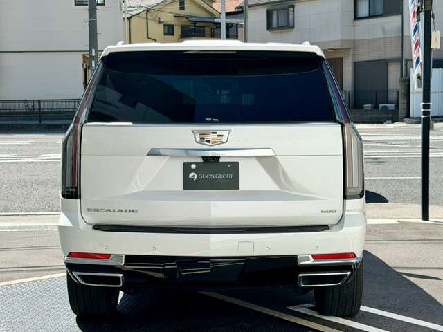 Cadillac エスカレード 8