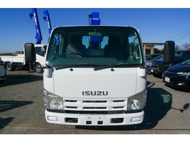 Isuzu Elf 2