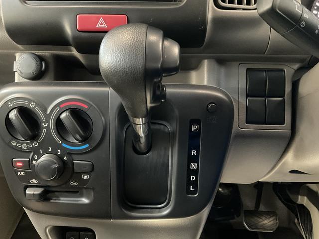 Suzuki Every 12