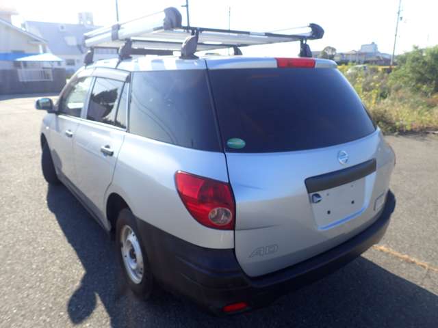 Nissan AD 6