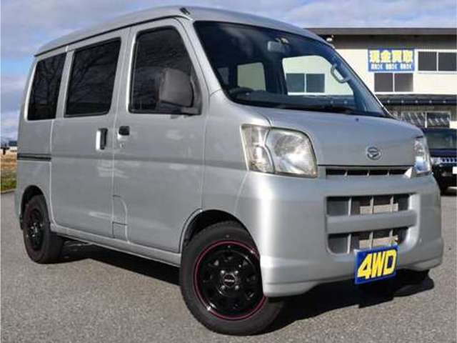 Daihatsu Hijet Cargo 3