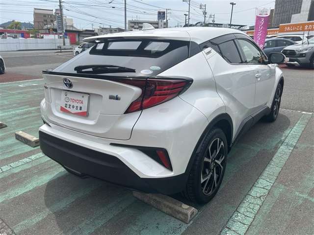 Toyota C-HR 11