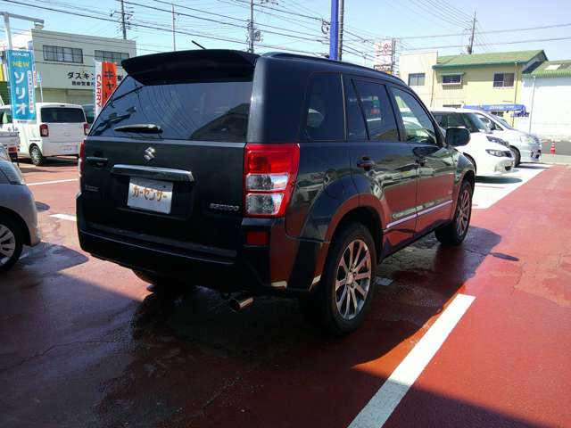 Suzuki Escudo 11