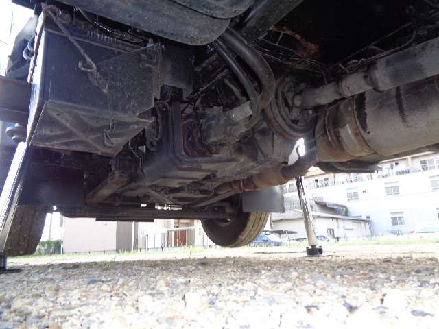 Hino Dutro 12