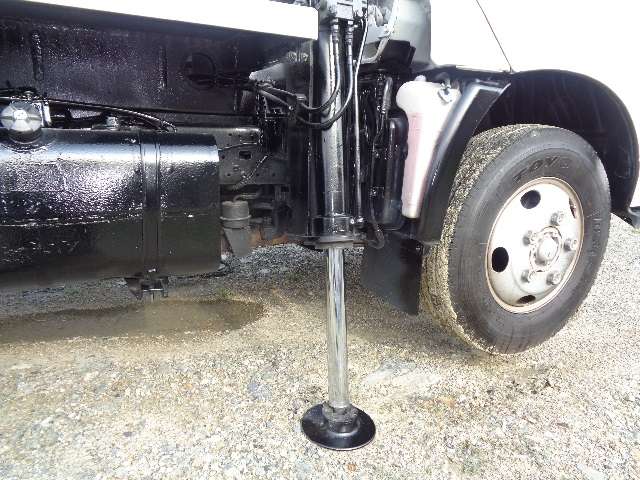 Hino Dutro 6