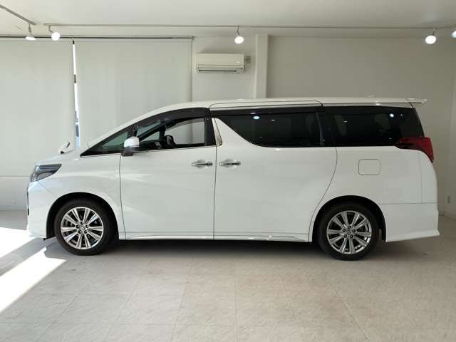 Toyota Alphard 7