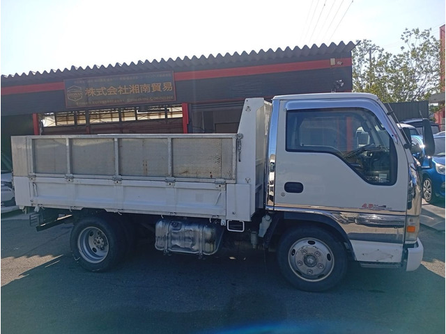 Isuzu Elf 2
