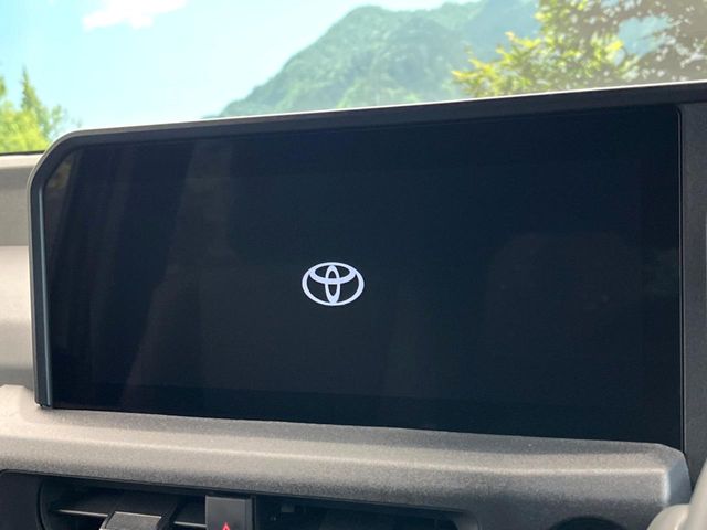 Toyota Land Cruiser FJ 3