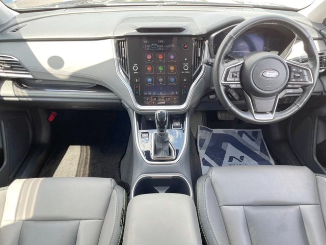 Subaru Legacy Outback 2