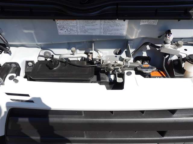 Daihatsu Hijet Cargo 12