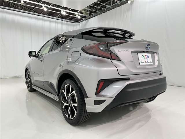 Toyota C-HR 6