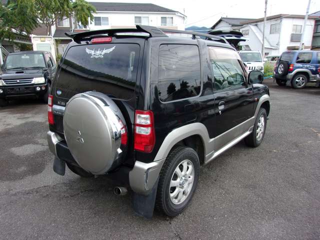 Mitsubishi Pajero Mini 10