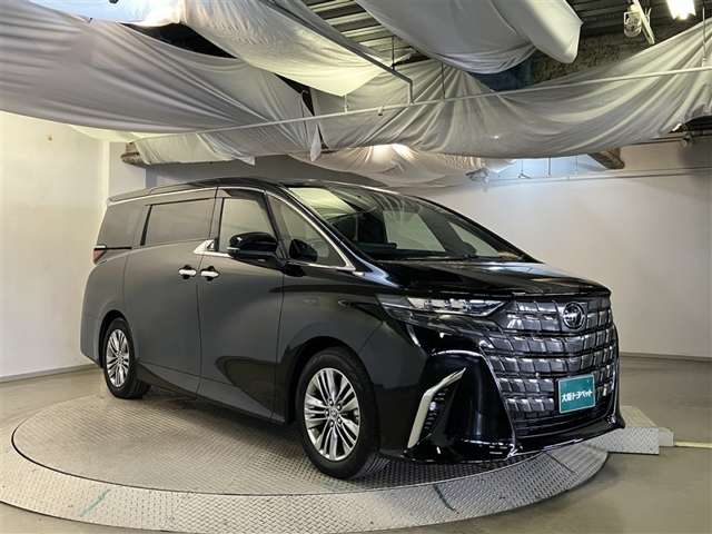 Toyota Alphard 3