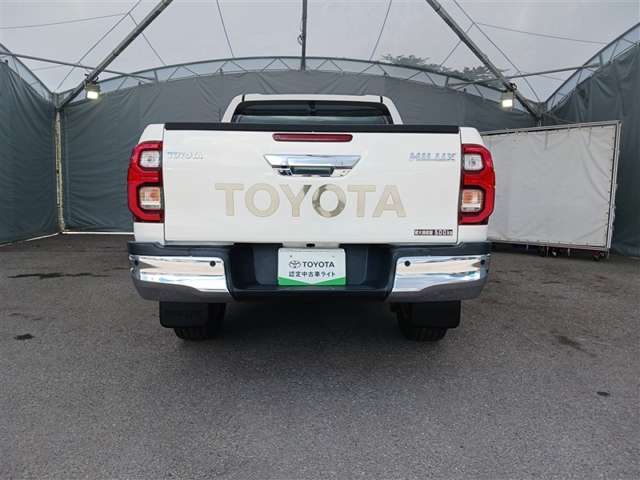 Toyota Hilux 4