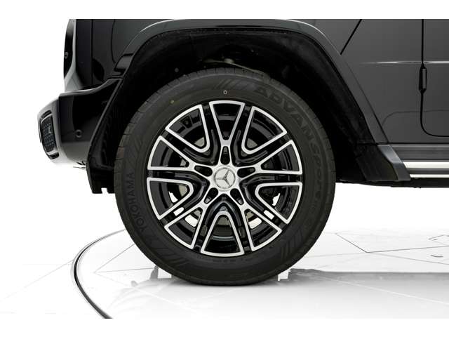 Mercedes-Benz G-Class 12