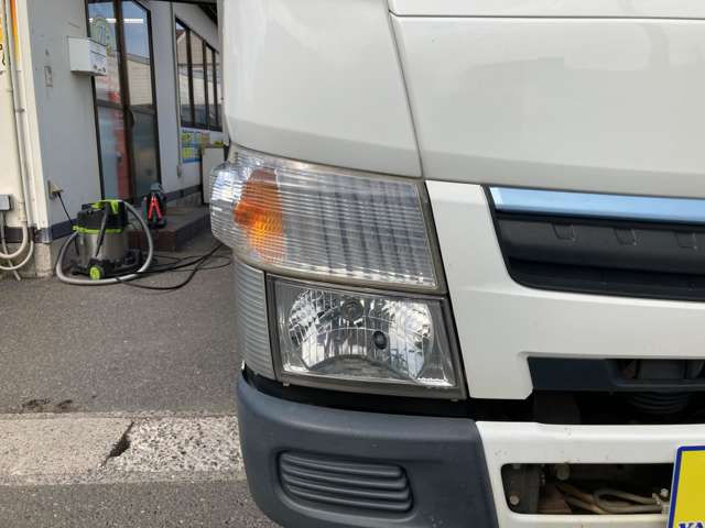 Mitsubishi Fuso Canter 8