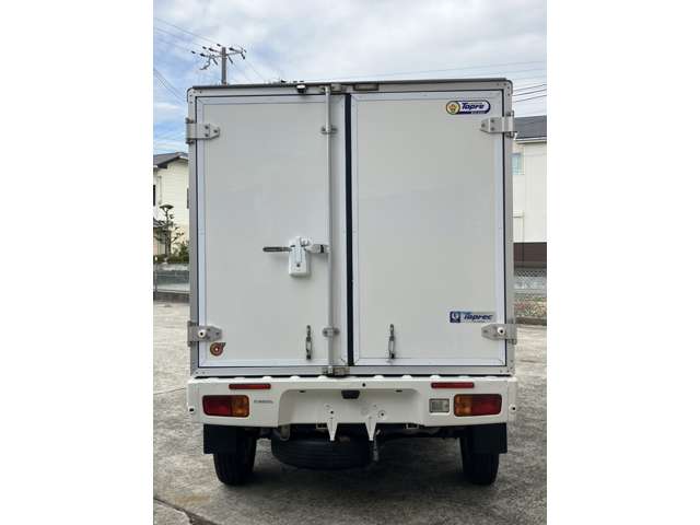 Daihatsu Hijet Truck 4