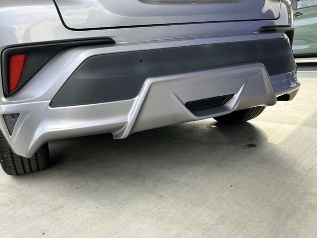 Toyota C-HR 6