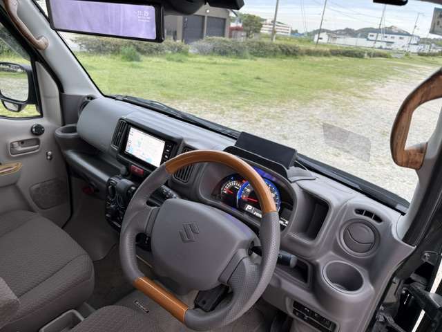 Suzuki Every 11
