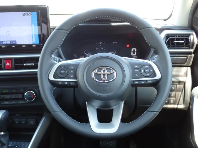 Toyota Raize 8