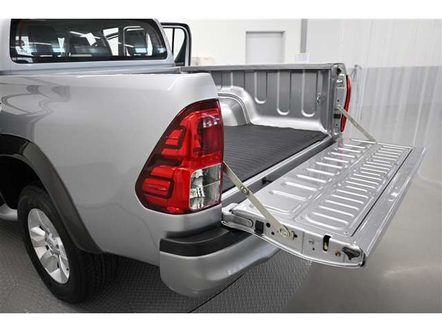 Toyota Hilux 12