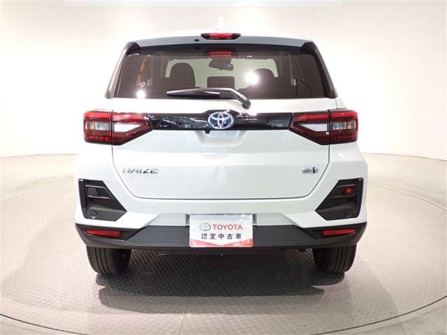 Toyota Raize 6